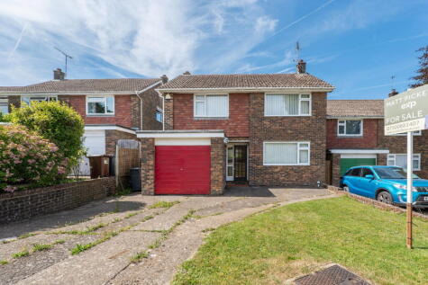 Fermor Way, Crowborough, TN6 3AR