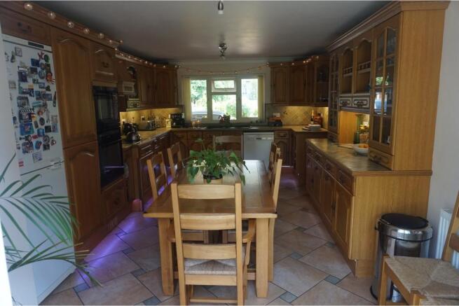 Kitchen / Breakfast