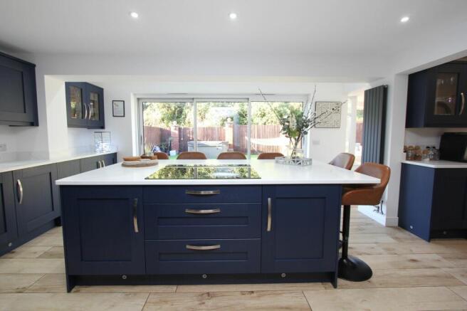 Eat-in Kitchen/Diner/Orangery