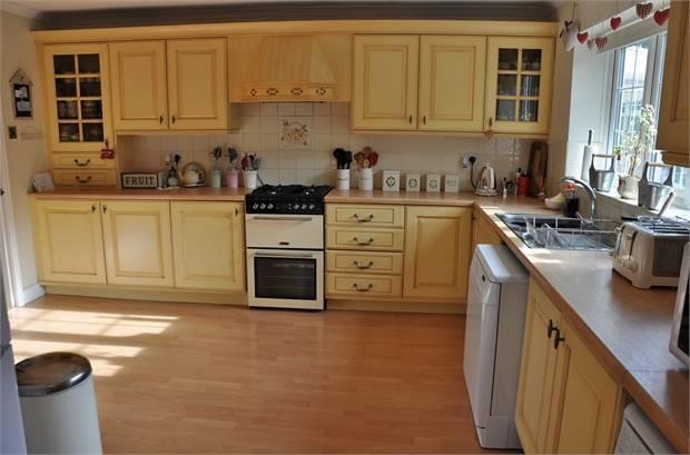 Breakfasting Kitchen