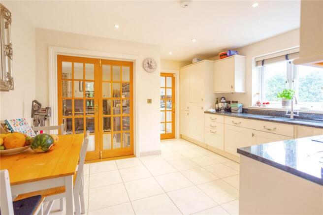 Kitchen/Breakfast