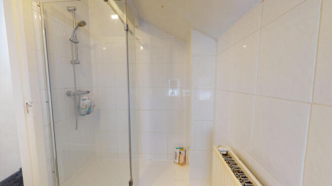 3 bed Flat to rent Image 5
