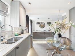 67, Bamfield, Hengrove, Bristol BS14 0RA