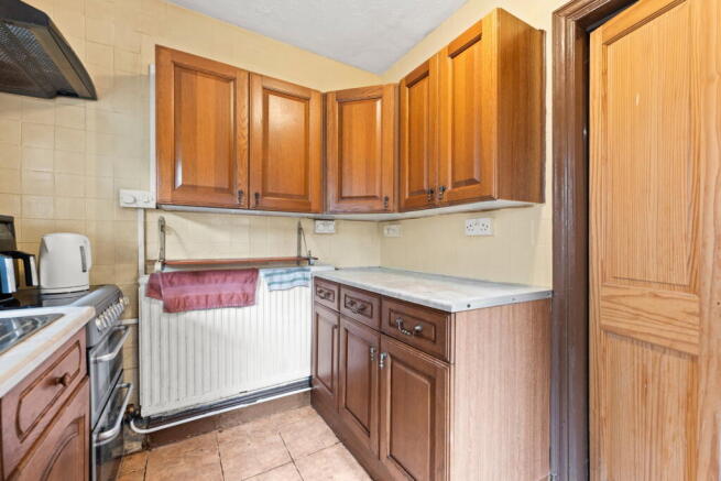 3 bed Semi-Detached for sale Image 5