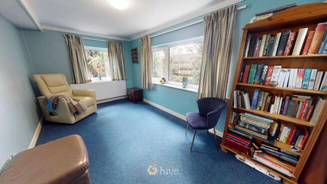 4 bed Detached Bungalow for sale Image 8