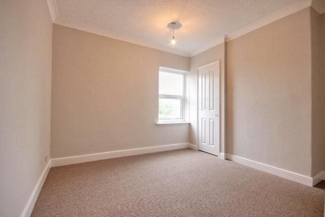 2 bed House to rent Image 7