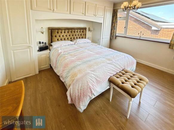 2 bed Bungalow for sale Image 7