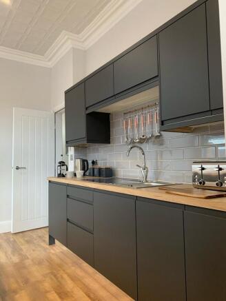 1 bed House Share to rent Image 5