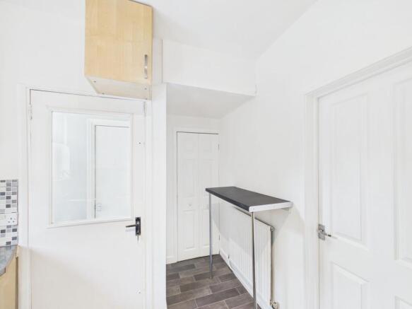 4 bed Detached to rent Image 9
