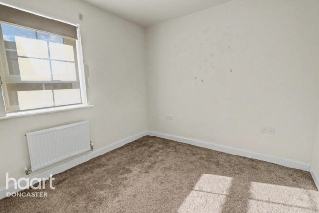 3 bed Semi-Detached for sale Image 12