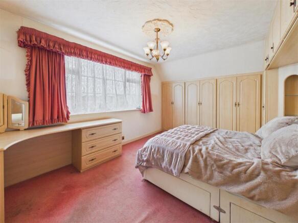 3 bed Detached for sale Image 9