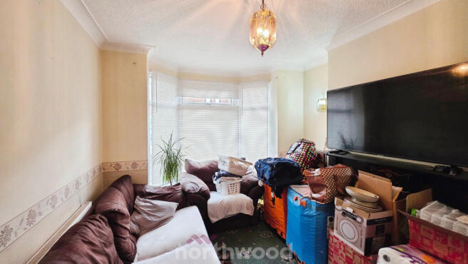 3 bed Terraced to rent Image 10
