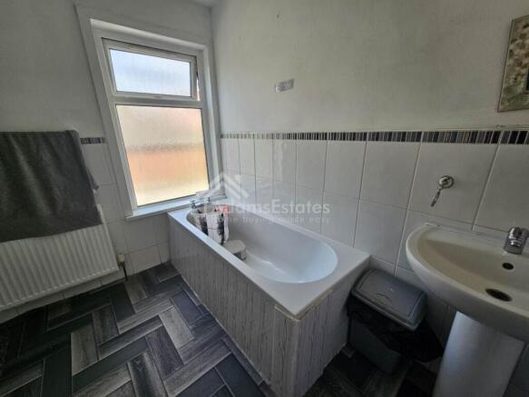 2 bed Terraced for sale Image 8