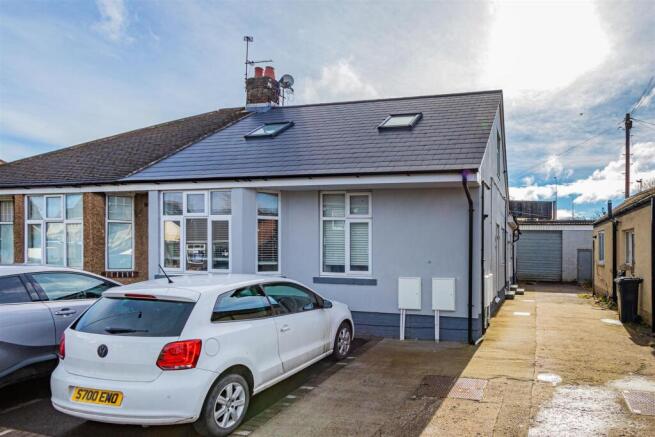 Ely Road 155, 1 (2 of 7).jpg