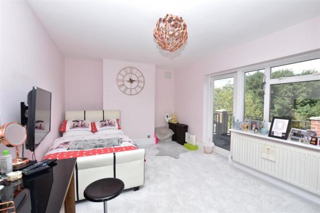 Bedroom 3.jpg