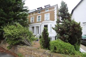 Flat 2, Lovelace Villas, Portsmouth Road, Thames Ditton KT7 0XS