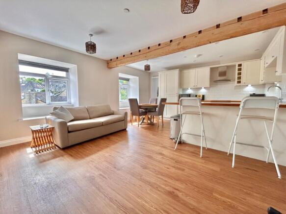 Kitchen/Living