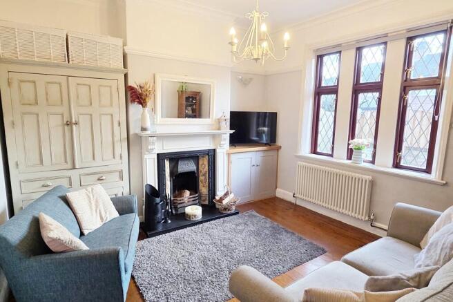 3 bed Semi-Detached for sale Image 4