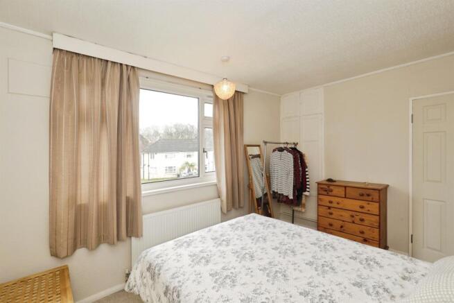 3 bed Semi-Detached for sale Image 9