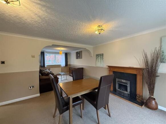 4 bed Block of Apartments for sale Image 11