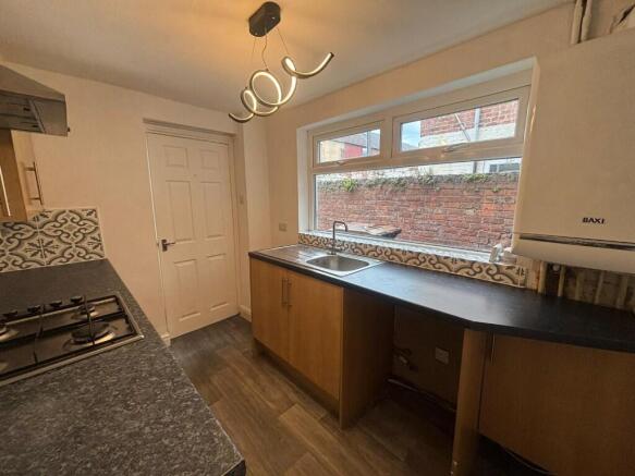 3 bed Terraced for sale Image 4