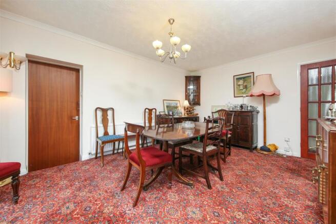 Dining Room2.jpg