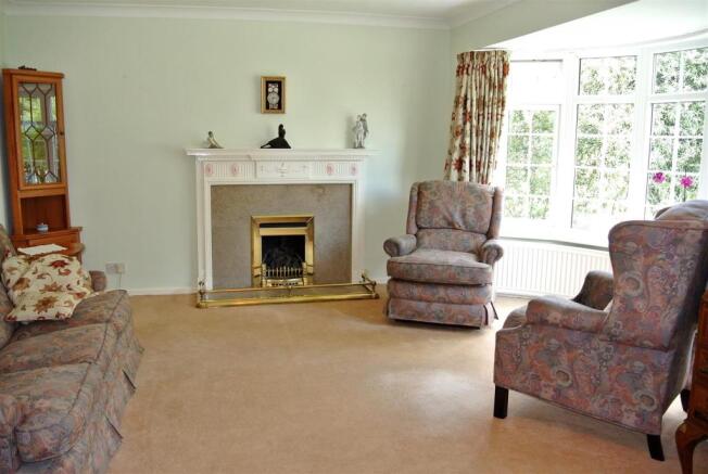 Living Room.JPG
