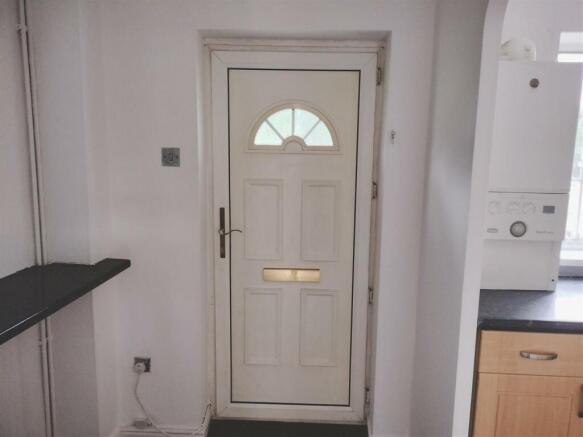 13 Penclwyd entrance hall.jpg