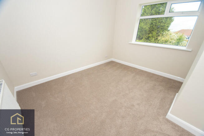 3 bed Semi-Detached for sale Image 11