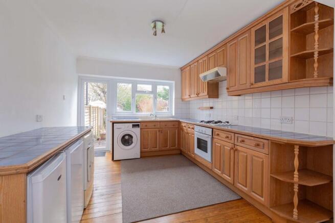 11 Norfolk Park C...