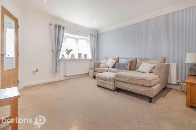 3 bed House for sale Image 4