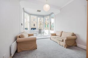 1f1, 18, Nicolson Street, Newington, Edinburgh EH8 9DH
