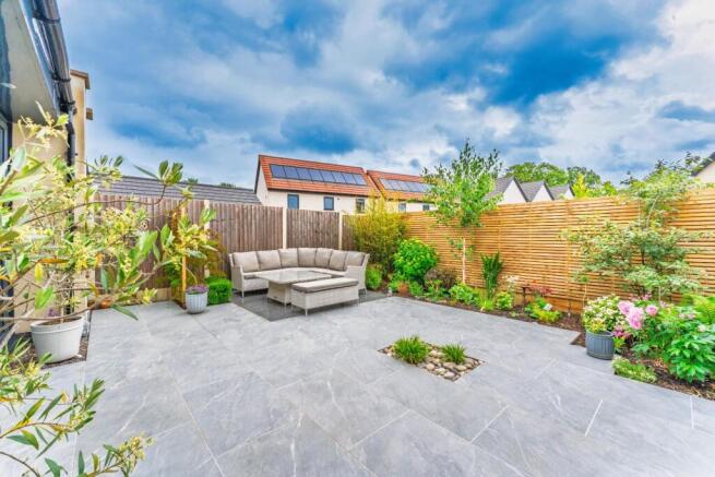 8 Pippin Close Claverham BS49 4GF 45.jpeg