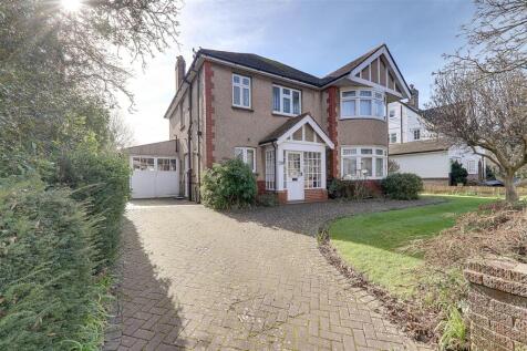 Bulkington Avenue, Worthing, BN14