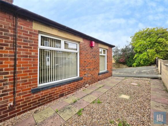 2 bed Bungalow for sale Image 6