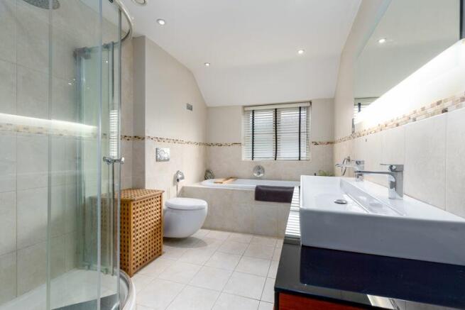 Main bathroom
