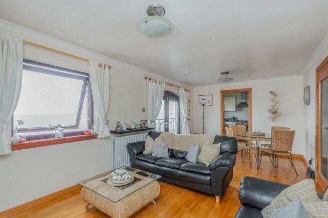 Lounge / Dining Room