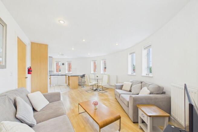 Kitchen / dining / living room