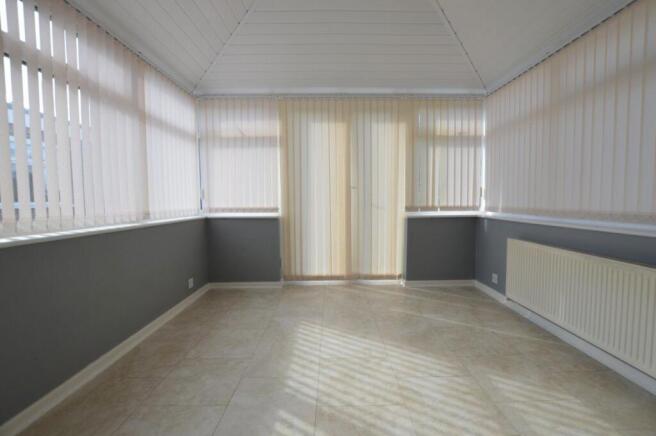 4 bed Detached to rent Image 11