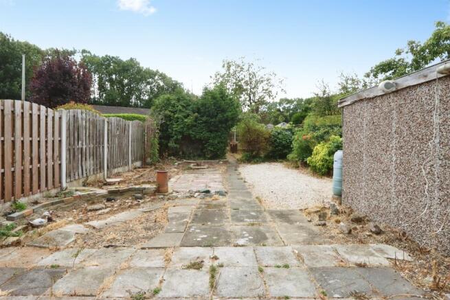 2 bed Semi-Detached Bungalow for sale Image 12