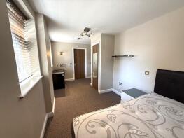 90a, Victoria Street, Crewe CW1 2JL