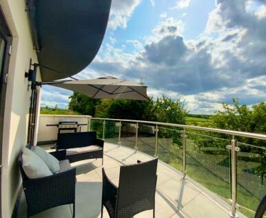 22 Albertine Grove, West Wickham, BR4