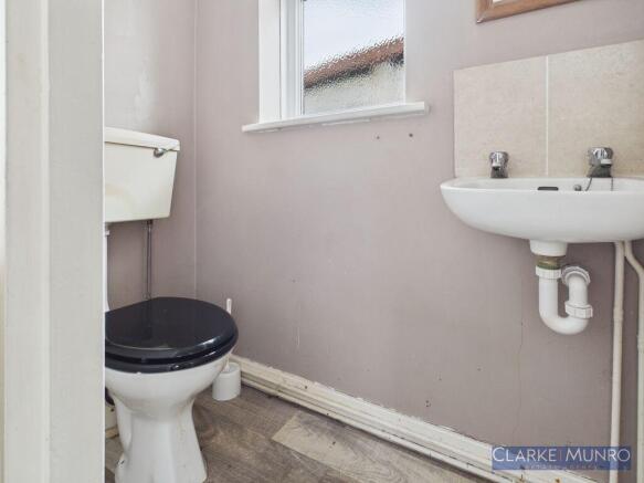 3 bed Semi-Detached for sale Image 12