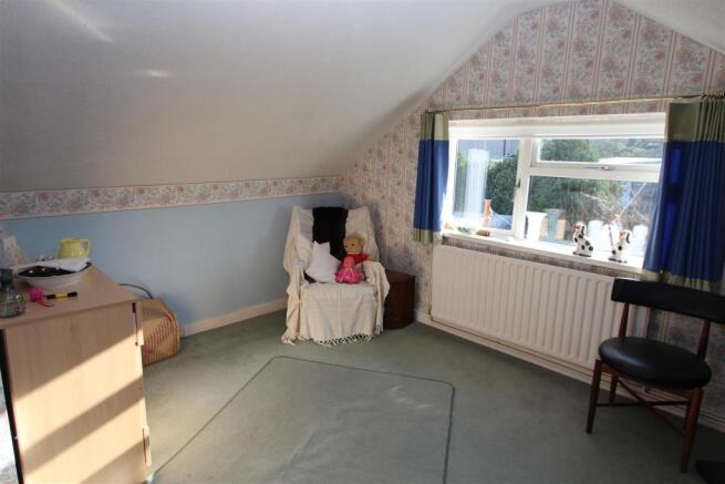 66 Brynau Road 002.JPG
