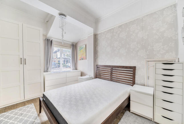 1362175-11-68de8a...