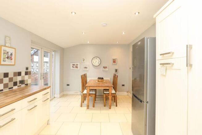 3 bed Detached for sale Image 4