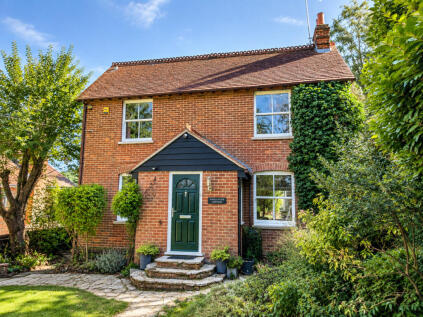 Golf Lane, Bordon, GU35
