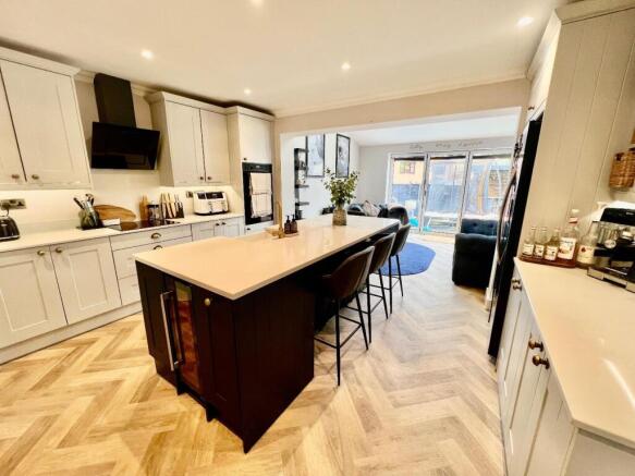 Kitchen/Breakfast Room