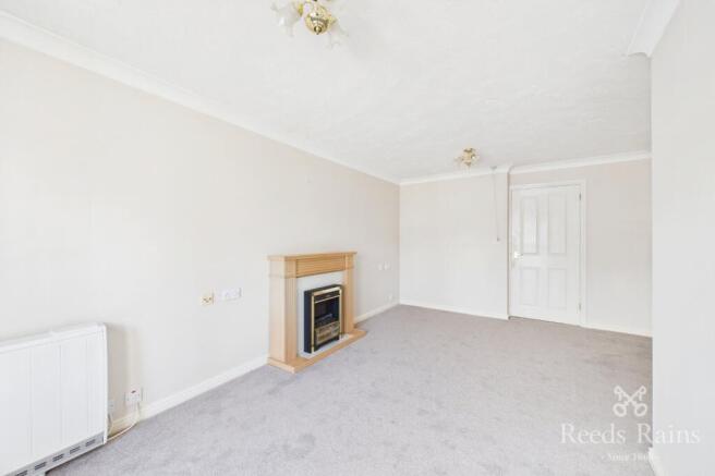 2 bed Apartment for sale Image 11