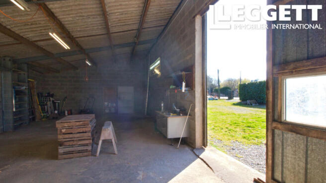 Photo 3